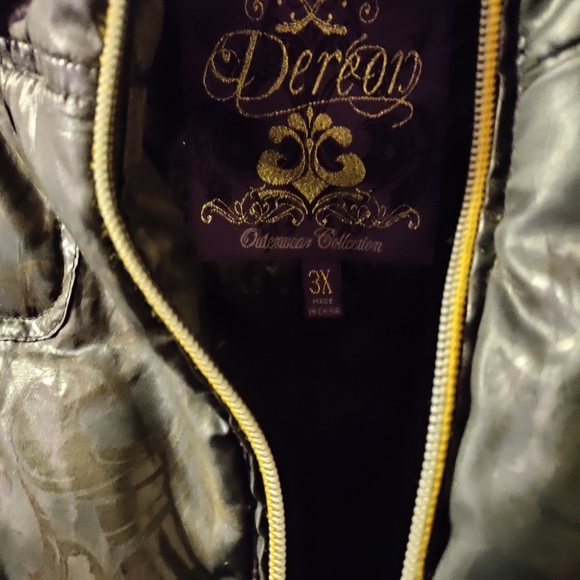 Jacket - Picture 5 of 8